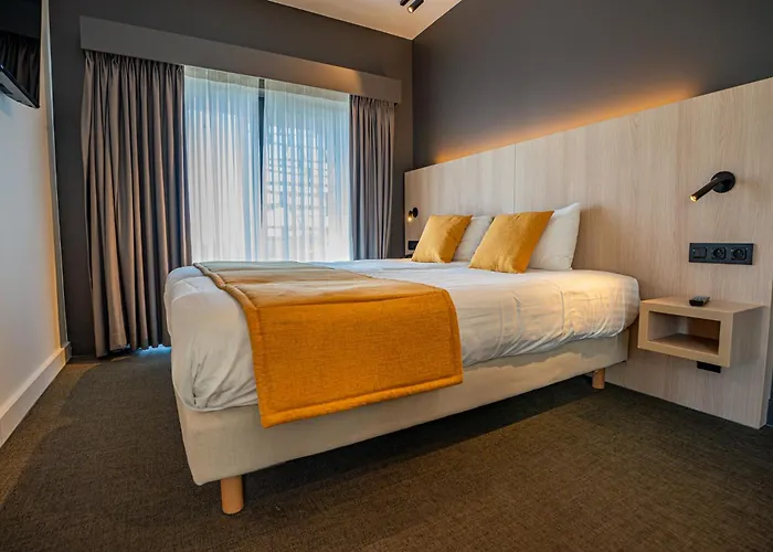 Hotel & Restaurant Five Nations